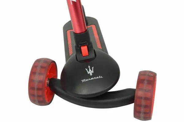 Трехколесный беговел-самокат Maserati с сиденьем - CLB-0140-BLACK