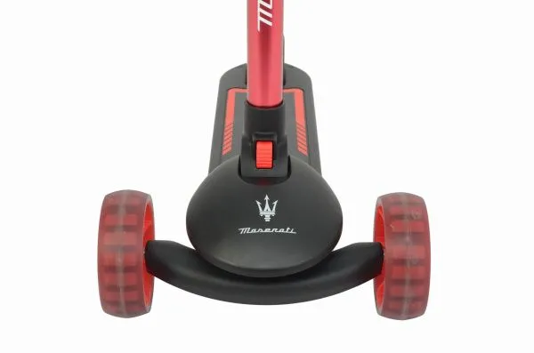 Трехколесный беговел-самокат Maserati с сиденьем - CLB-0140-BLACK